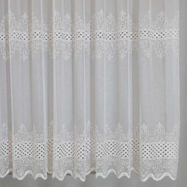 Prosta biała firana z haftem i lambrekinem 063 – Firany – zdjęcie 1