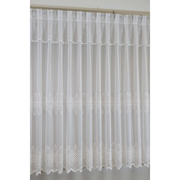 Prosta biała firana z haftem i lambrekinem 063 – Firany – zdjęcie 3