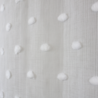 Biała zasłona z pomponikami – naturalny wygląd 170 – Zasłony – zdjęcie 1