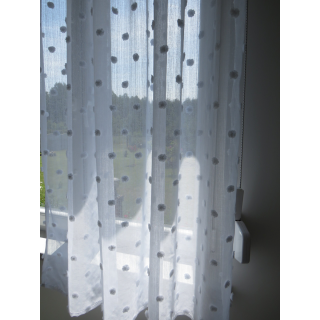 Biała zasłona z pomponikami – naturalny wygląd 170 – Zasłony – zdjęcie 3