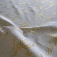 Tkanina obrusowa plamoodporna biało złota marmurek 203 – Na metry – zdjęcie 3