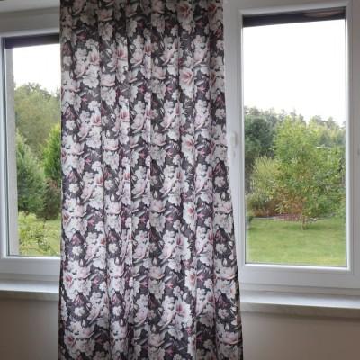 Zasłona w kwiaty retro odcienie szarości różowy 233 – Zasłony – zdjęcie 3