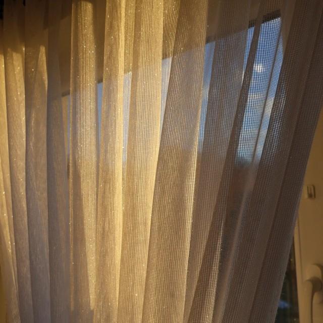Firana z opaską cukierek połyskująca siateczka 265 – Firany – zdjęcie 4