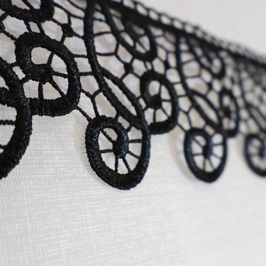 Firana panel z zakładkami i czarną gipiurą 278 – Firany – zdjęcie 2