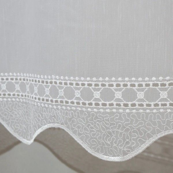 Klasyczna prosta firana z haftem 057 – Firany – zdjęcie 1