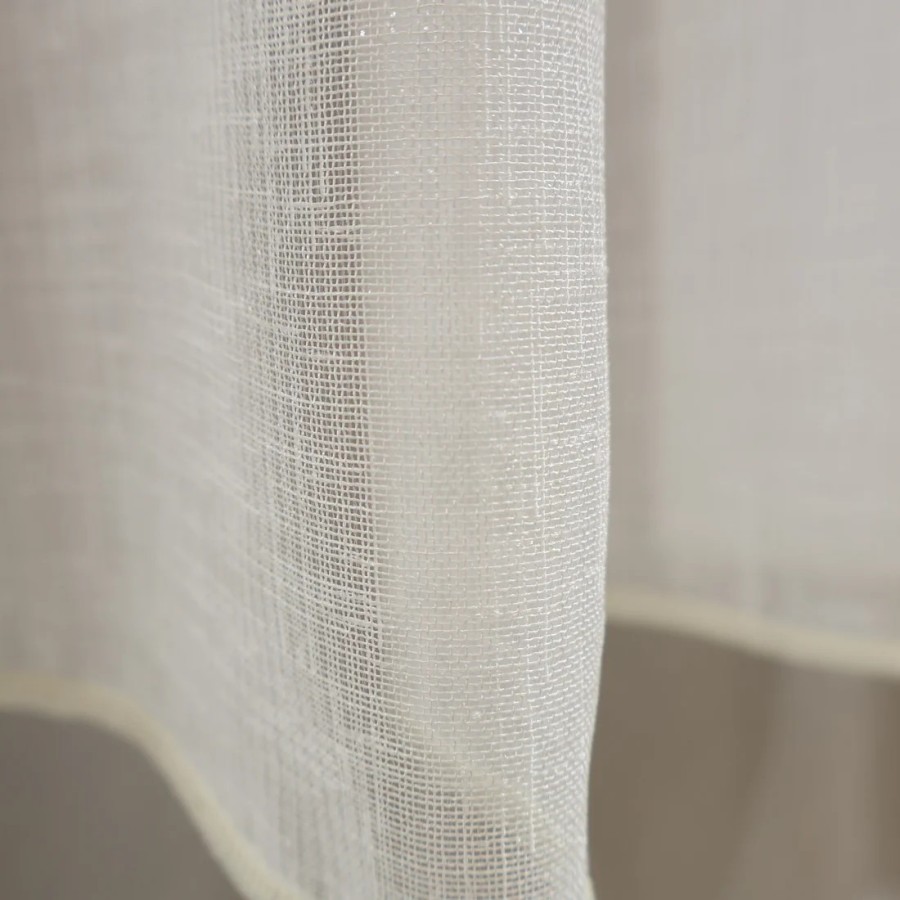 Prosta firana z połyskiem lejąca śmietankowy kremowy 108 – Firany – zdjęcie 1