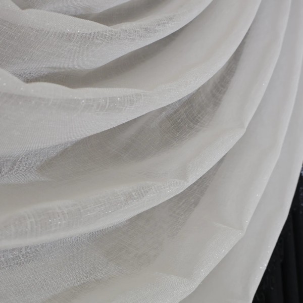 Firana śmietankowa upinana na boki z czarną gipiurą 064 – Firany – zdjęcie 2