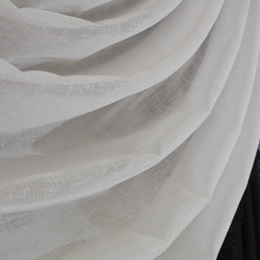 Firana śmietankowa upinana na boki z czarną gipiurą 064 – Firany – zdjęcie 2