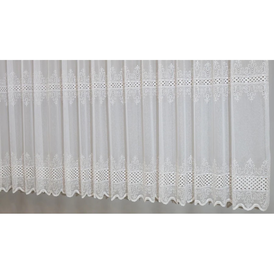 Prosta biała firana z haftem i lambrekinem 063 – Firany – zdjęcie 5