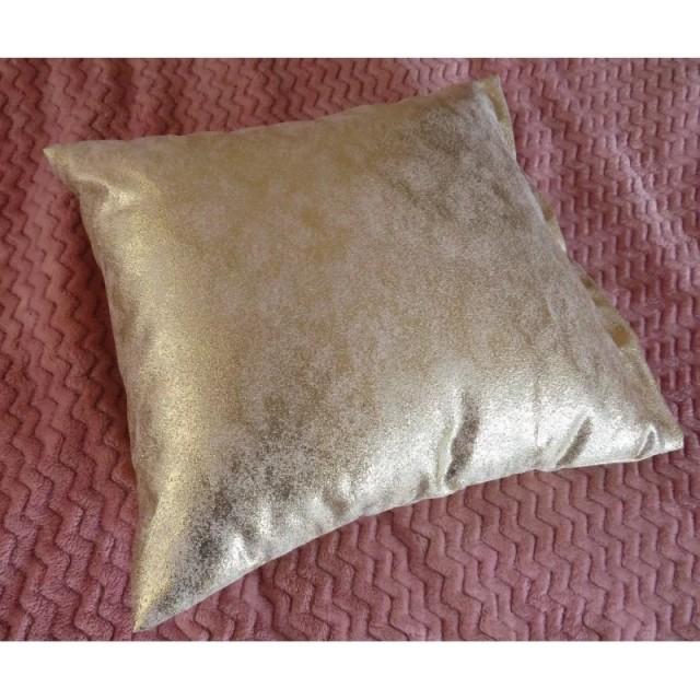 Poszewka dekoracyjna na poduszkę złota połyskująca 044 – Dodatki – zdjęcie 2