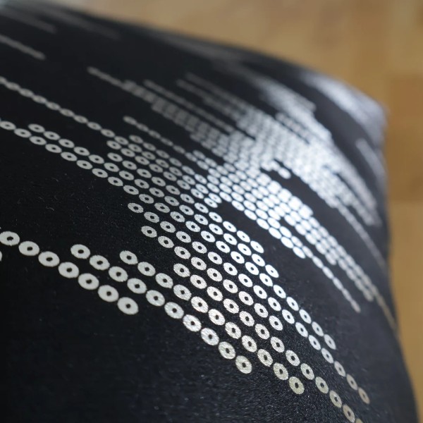 Poszewka na poduszkę czarna srebrne dodatki jak cekiny 319 – Dodatki – zdjęcie 3