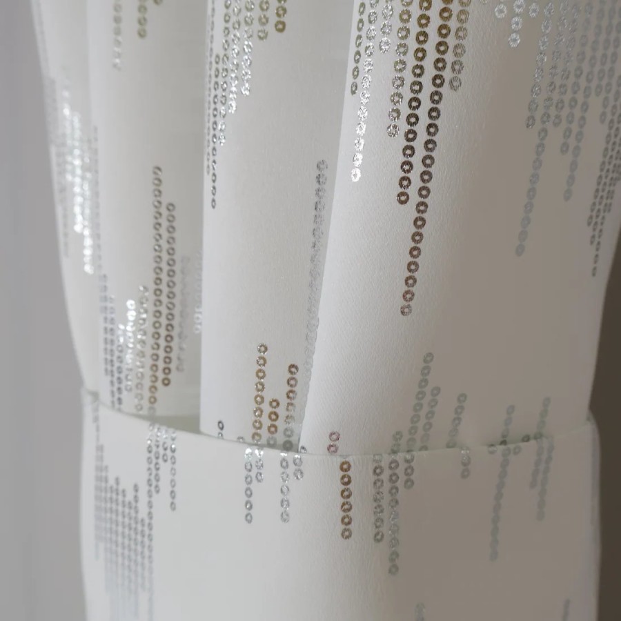 Zasłona biało srebrna zaciemniająca cekiny 320 – Zasłony – zdjęcie 5