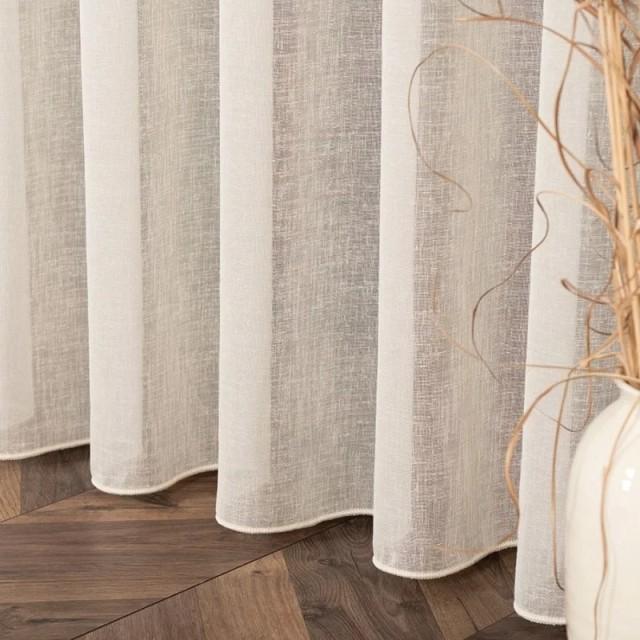 Tkanina firana w kolorze kremowym 048 – Na metry – zdjęcie 2