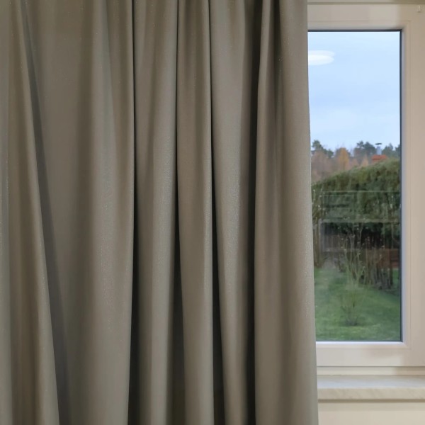 Zasłona gotowa szara połyskująca 347 – Zasłony – zdjęcie 3