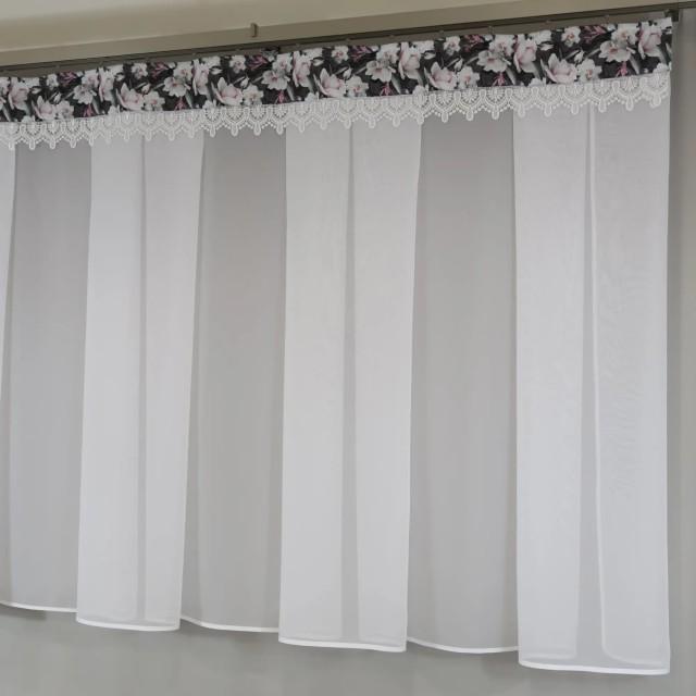 Prosta firana z białego woalu gipiura wzór kwiatowy 358 – Firany – zdjęcie 1