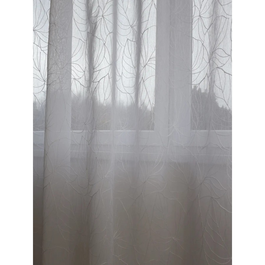 Firana biała haftowana z motywem liści 369 – Firany – zdjęcie 3