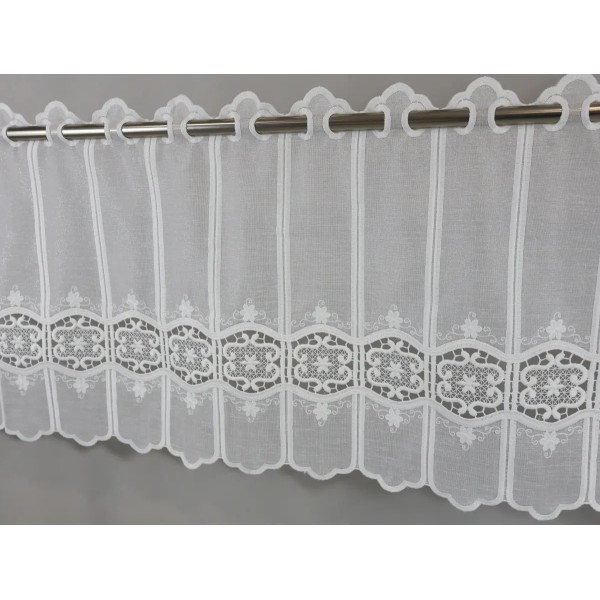 Zazdrostka kremowa z batystu z haftem i gipiurą 373 – Do kuchni – zdjęcie 2