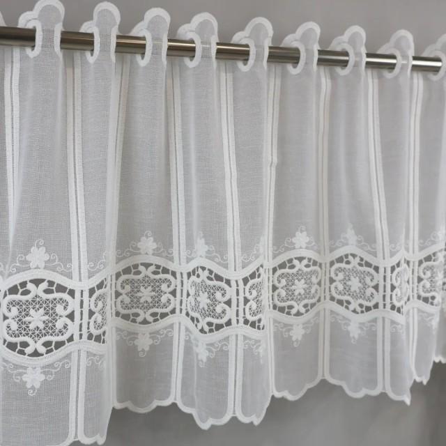 Zazdrostka kremowa z batystu z haftem i gipiurą 373 – Do kuchni – zdjęcie 3