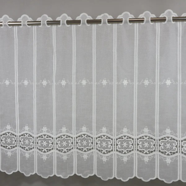 Zazdrostka kremowa z batystu z haftem i gipiurą 373 – Do kuchni – zdjęcie 4