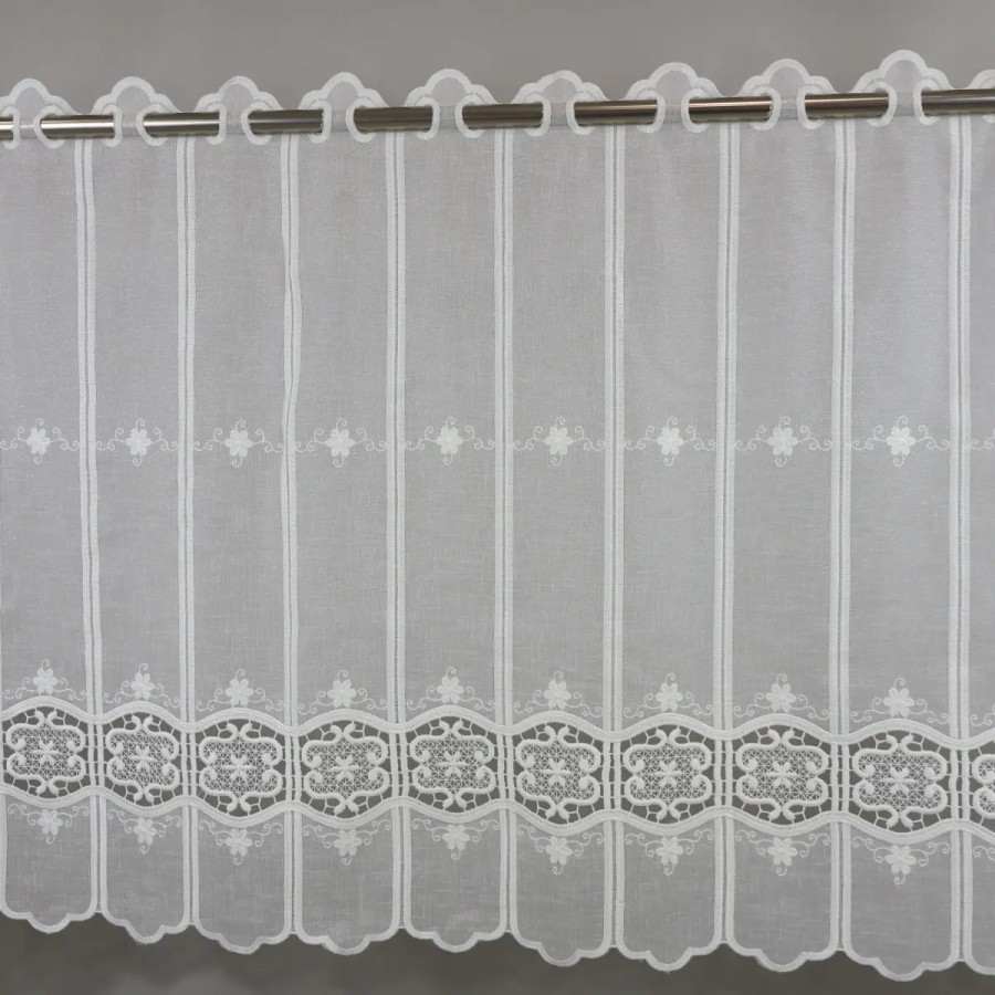 Zazdrostka kremowa z batystu z haftem i gipiurą 373 – Do kuchni – zdjęcie 4